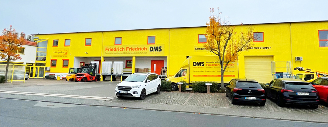 Gelbe Fassade von Friedrich Friedrich Gebäude in Wiesenstraße 5